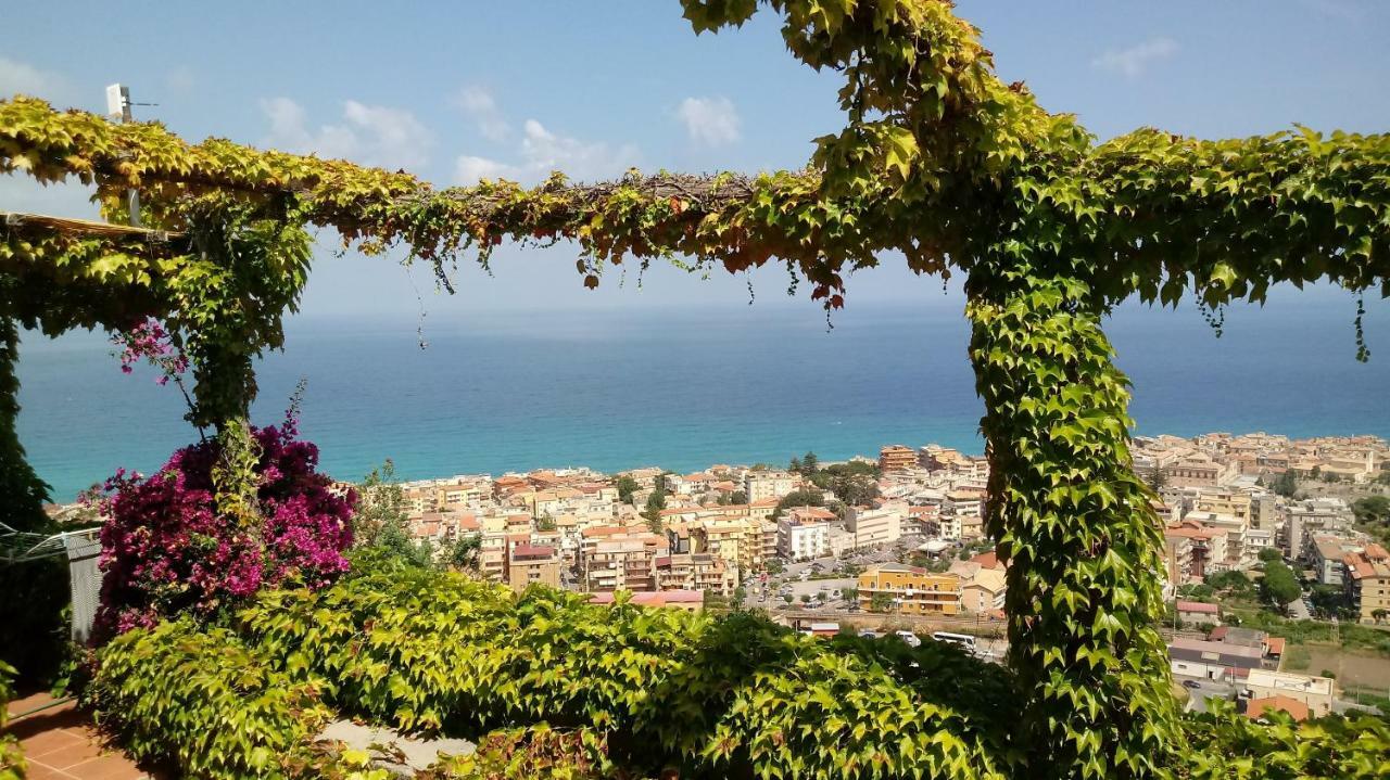 Appartamenti Salato Tropea Esterno foto